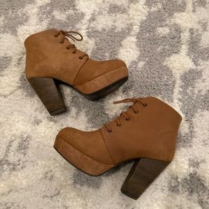 Steve Madden laces heeled booties